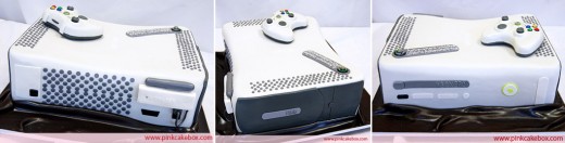 A true masterpiece: 360 view of an X-Box 360. Video games never tasted so good!