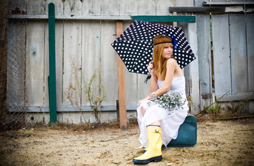 rainy-day-wedding_rain-boots